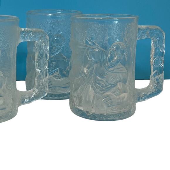 Vintage McDonalds Batman Forever Etched Clear Glass Mugs Robin Set Of 4 1995 - Picture 1 of 6